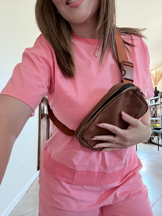 Crossbody cafe